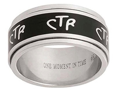 J38 Wide Antique Black Stainless Steel Spinner CTR Ring